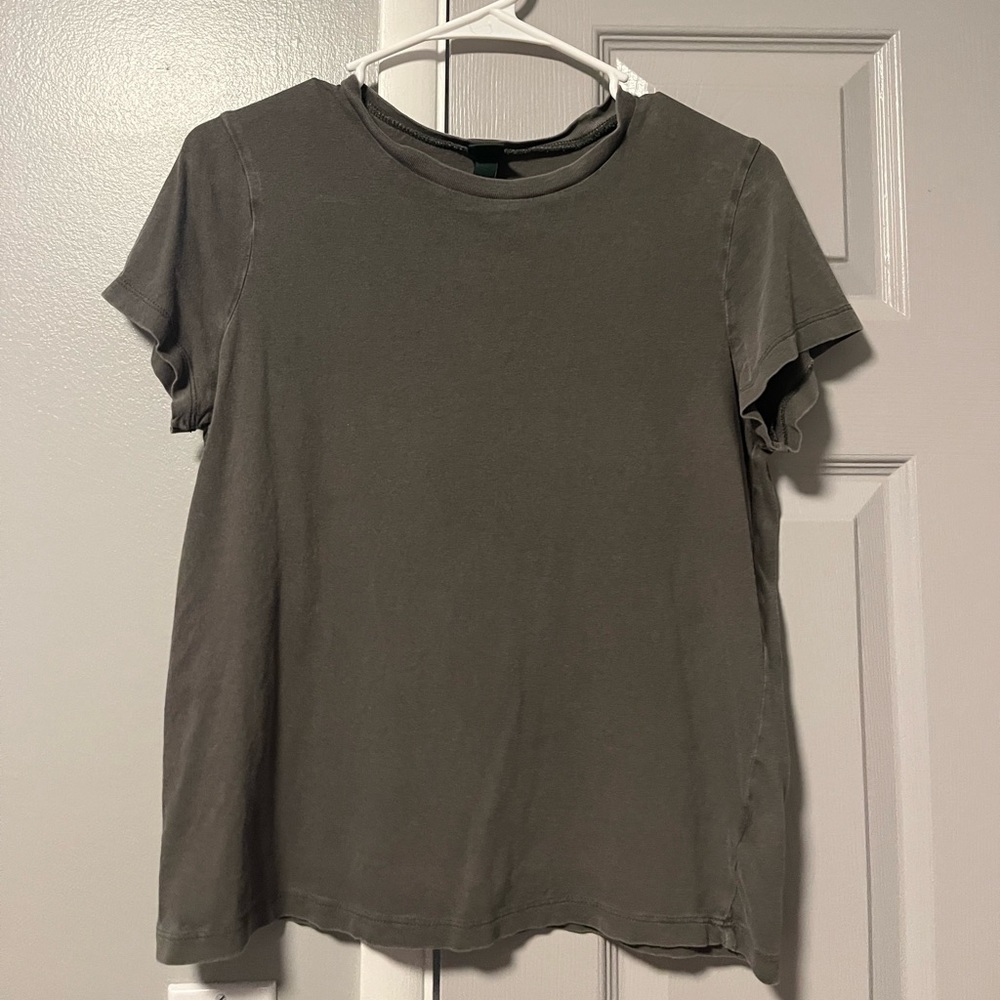 Olive green wild fable tee shirt
